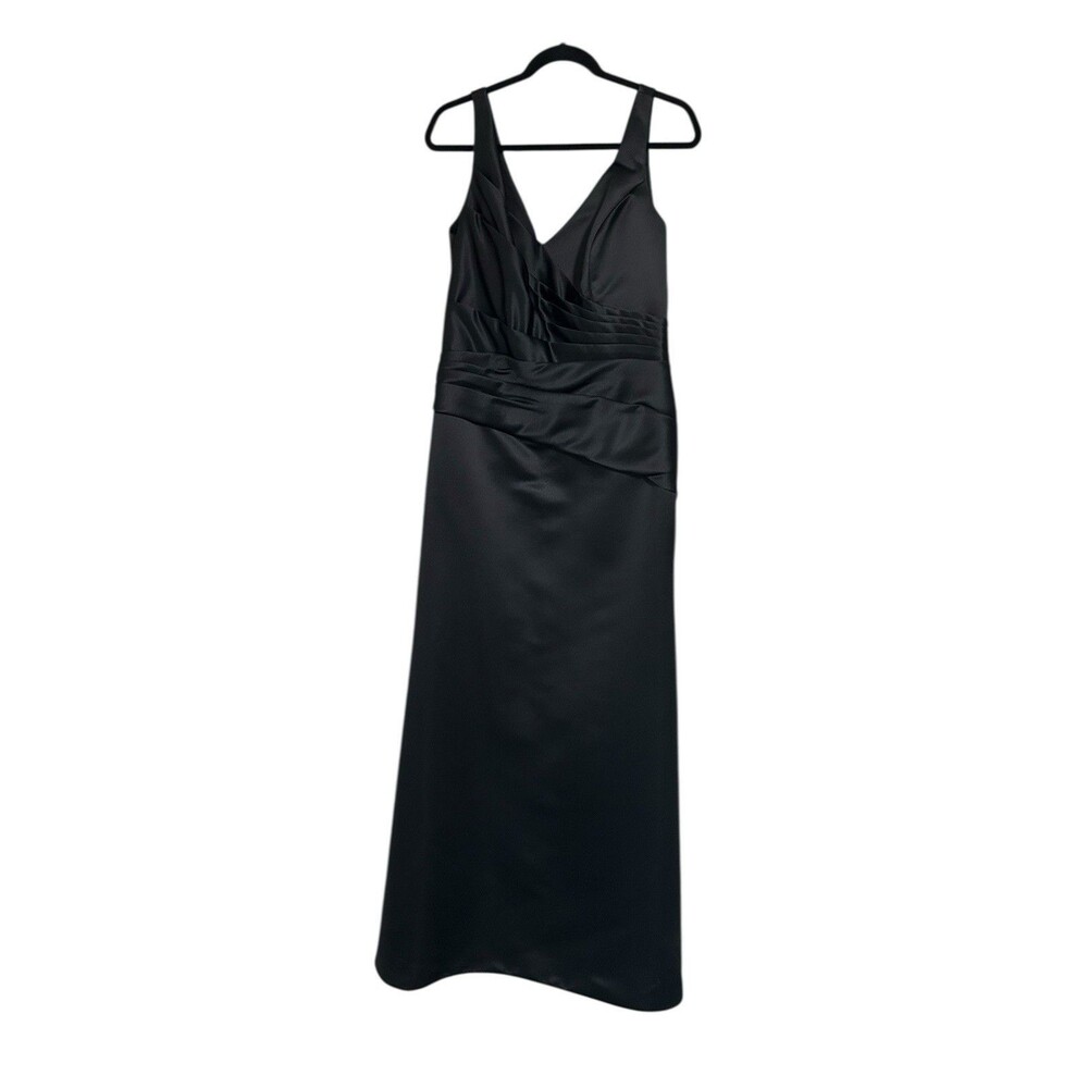 Davids Bridal dress Sz 14 sleeveless ruched elegant black Witchy Goth Dark Fairy